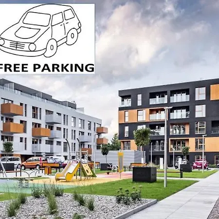 Osiedle Ptasie, New - Lux - Priv Parking Apartment Katowice