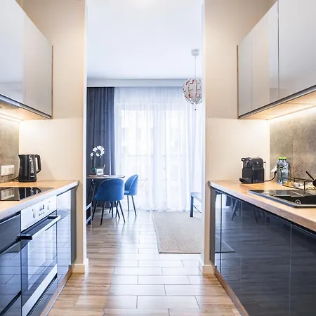 Osiedle Ptasie, New - Lux - Priv Parking Apartment *