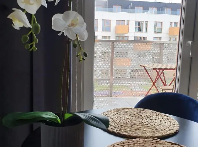 Apartment Osiedle Ptasie, New - Lux - Priv Parking