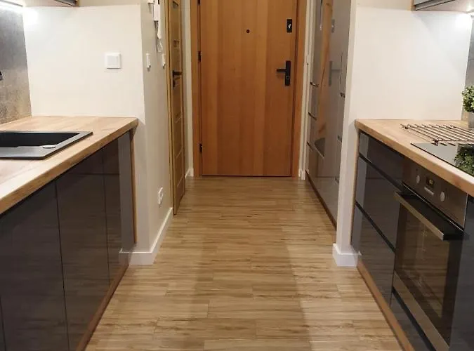 Osiedle Ptasie, New - Lux - Priv Parking *