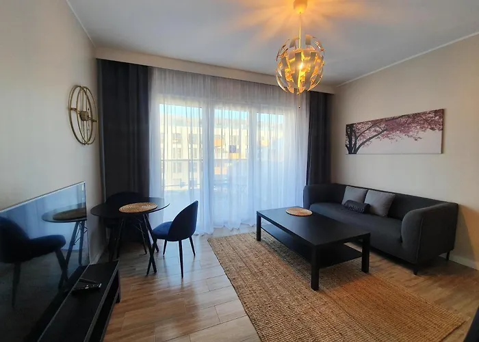 Apartment Osiedle Ptasie, New - Lux - Priv Parking